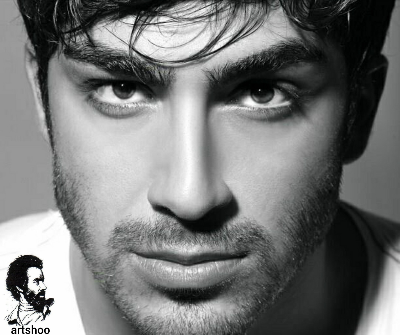 مدل پرتره سیاه قلم